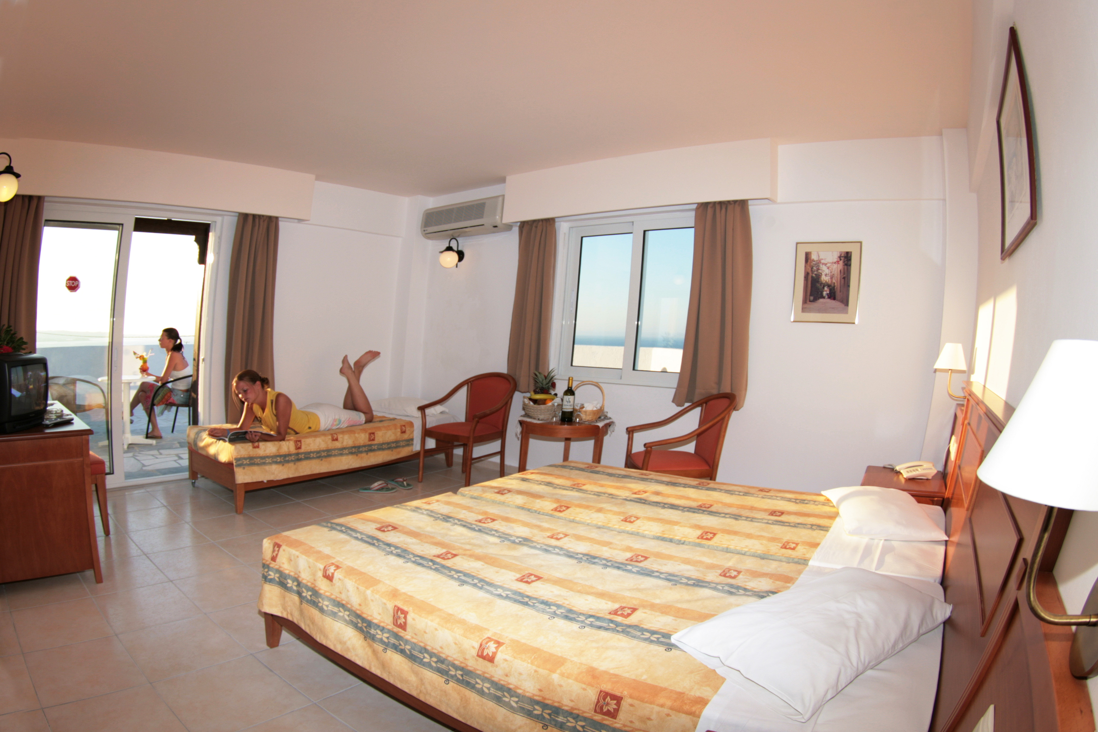 Semiramis Village Hotel